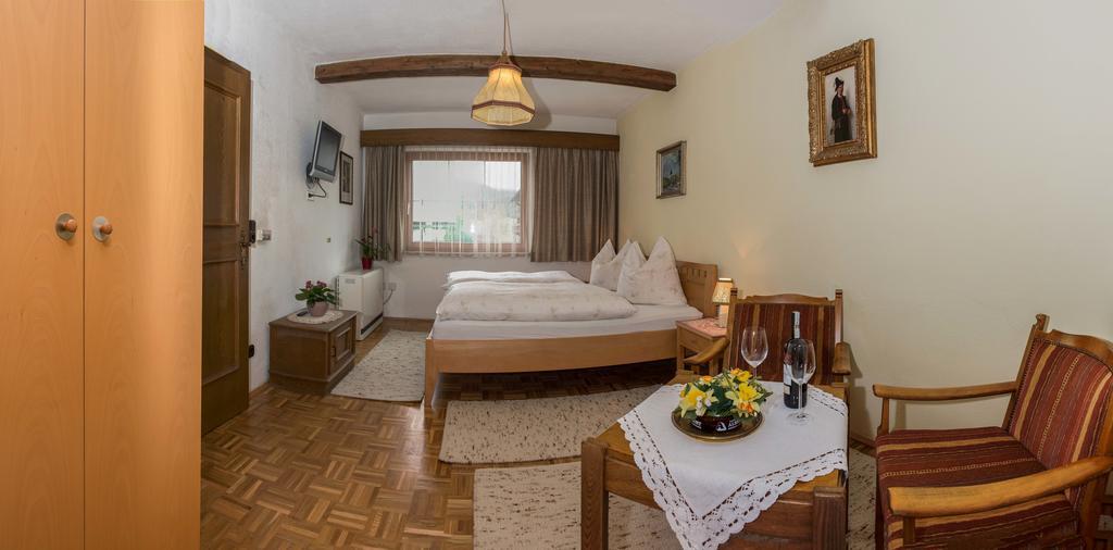Kreuzhof Seefeld Seefeld in Tirol Room photo